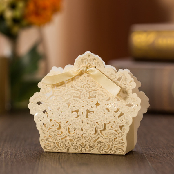 Wedding Favor Holders Candy/Chocolate Bags Laser Cut Gilding Paper Gold With Ribbons Wedding Gift Boxes BW-FH0013