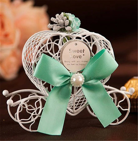 2017 Coach Carriage Wedding Favours Candy Chocolate Boxes Christmas Sweet Box Sugar Box Wedding Favor Box Decorations Gift Boxes