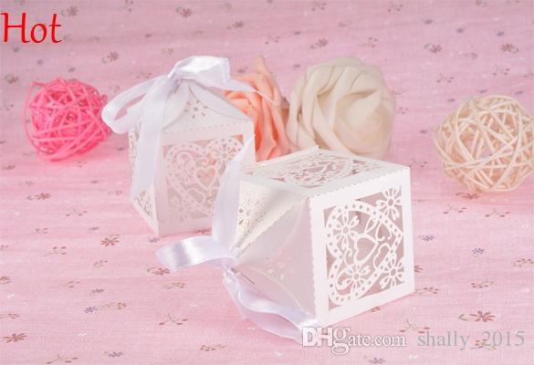 Hot Hollow Laser Cut Candy Box Bridegroom Bride Wedding Pearl Candy Paper Box Wedding Party Candy Box Case Gifts Box With Ribbon SV017312