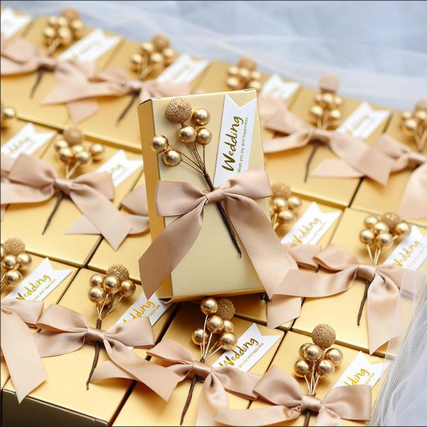 50 PCS European Style Wedding Favors Box Golden Red Candy Boxes DIY Gift Box Holders for Guests Party Supplies Package