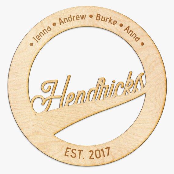 Family Wall Sign Ring Script Cut Wood Sign Custom Name Gift Personalized Wooden Name Wedding Family Gifts Home Decoration