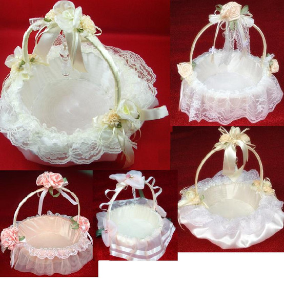 2016 New Perfect Baskets ! 5 colors Wedding Flower Baskets With Rose ,lace and crystal tassels Petal basket