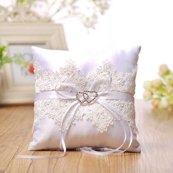 2019 Hotsale FEIS wholesale double heart lace pillow polyester rose ring heart-shaped ring box wedding supplies wedding accessories