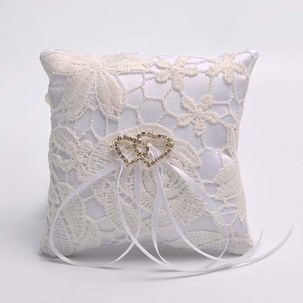 2019 Hotsale FEIS wholesale hollowed out flower double heart lace pillow polyester rose ring heart-shaped ring box wedding supplies wedding