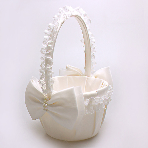 White Lace Edge Flower Baskets With Pearl Bows For Wedding Supplies Bridesmaid Flower Girl Hold Baskets Free Shipping