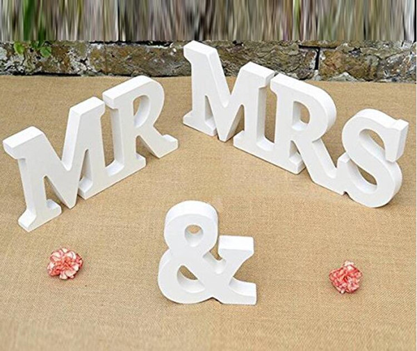 DIY decoration English letters Wooden MR & MRS wedding items Wooden furnishing articles in English letters Bridal capital WT041