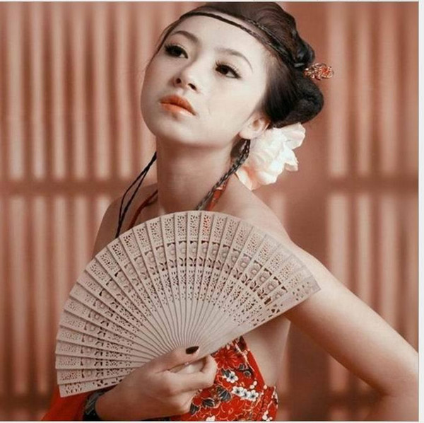 Vintage Folding Bamboo Hand Fans Wooden Hollow Carved Wedding Dancing Bridal Party Decor Fragrant Sandalwood Fan free shipp