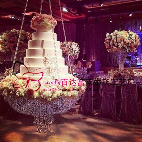 Round D60 Crystal chandelier cake stand hanging with crystal beaded cake table for wedding decoration