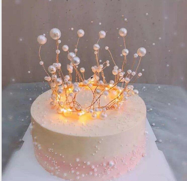 Instock 2019 Newest Crown Cake Decoration Beautiful Girl Handmade Pearl Crown Party Theme Cake Dressing Accessories