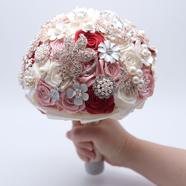 Amazing Crystal Brooch Bridal Wedding Bouquet Artificial Rose Flowers 2019 Bride Marriage Bridesmaid Handholds Bling Bling