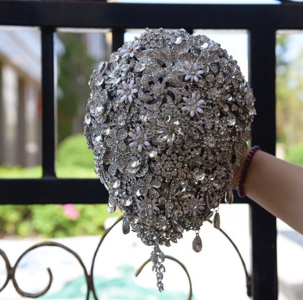 Luxurious Full Crystal Bridal Bouquets Crystal Brooch Bling Bling Waterdrop Handholding Wedding Events Hand Holds Bouquet