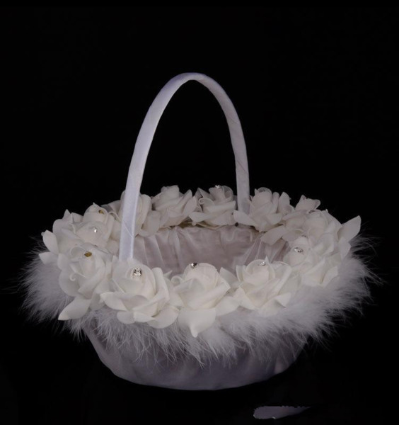 Cute Girls Flowers Baskets PE Handmade Flowers Feather Adorned 2019 New Western Ceremony Wedding Party Supplies Petal Storage