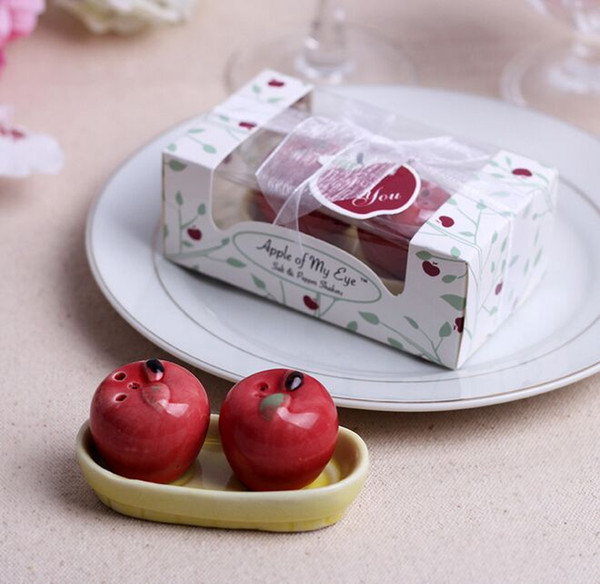 Apple ceramic salt and pepper shaker 2 red apple on the boat Spice jar Party favor souvenirs Wedding Christmas gift