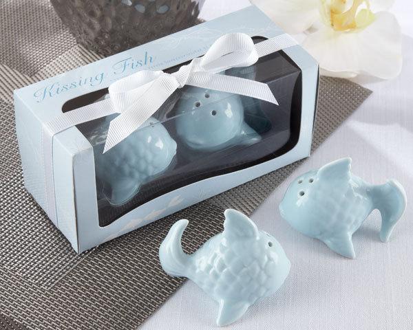 Newest wedding favours Kissing Fish Ceramic Salt & Pepper Shakers 50Pcs/lot=25Sets For Wedding and Party Favors