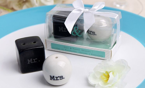 Cube Cylinder Ceramic Mr. Mrs. Salt and Pepper Shakers White Black Shaker Kitchen Tools Party Favors Wedding Favor Gift